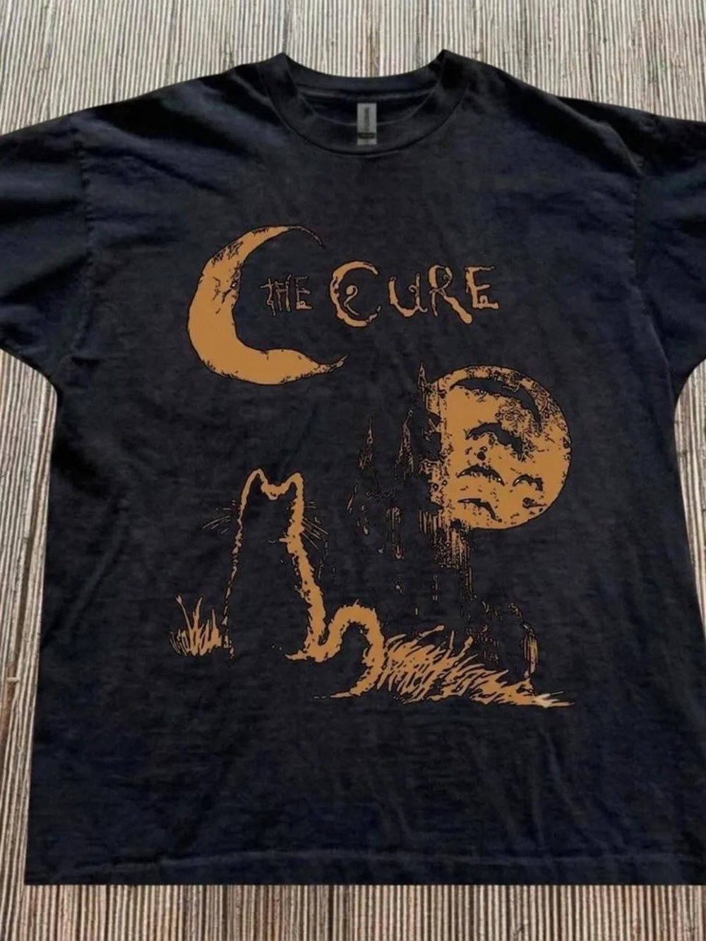 Gildan Black Tee with Brown Moon & Cat Graphic
